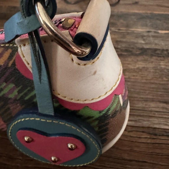 Dooney & Bourke Rainbow Tartan Y2K Banana Bag-RARE!!! - Picture 2 of 7